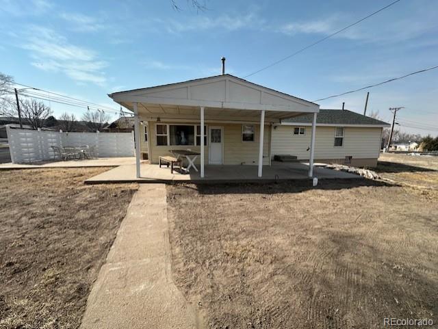 1012 Lincoln St, Wray, CO 80758