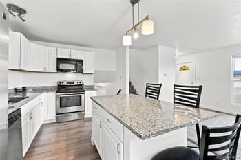 4991 Upton Ct, Denver, CO 80239