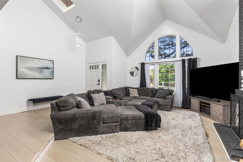 211 Durham Ct, Castle Rock, CO 80108