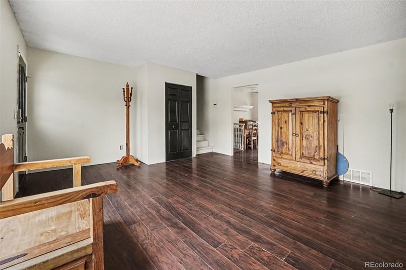 9755 Elizabeth St, Thornton, CO 80229