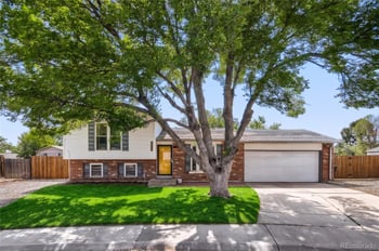 10946 Glencoe Pl, Thornton, CO 80233