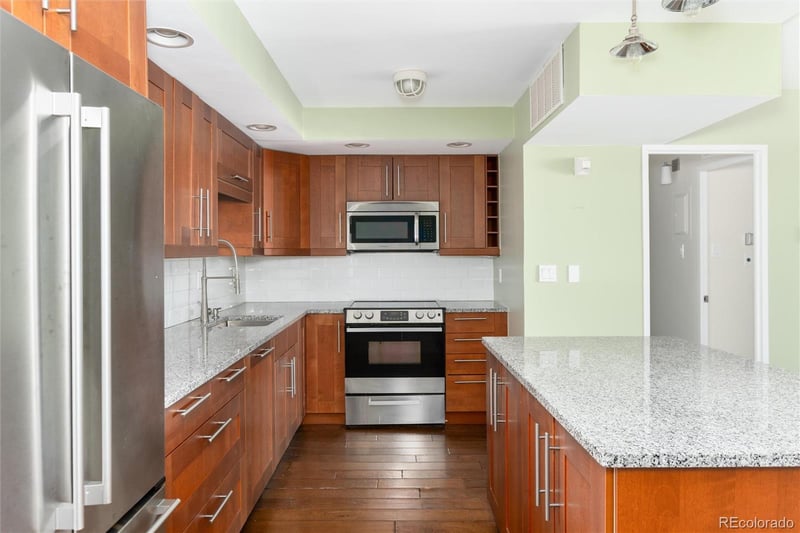 790 Washington St #706, Denver, CO 80203