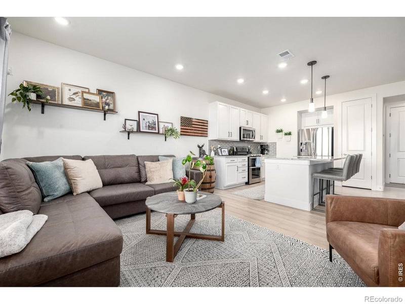 8863 Fraser River Loop, Littleton, CO 80125