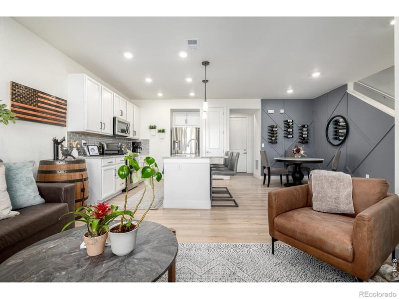 8863 Fraser River Loop, Littleton, CO 80125