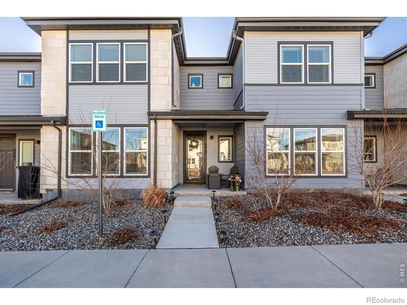 8863 Fraser River Loop, Littleton, CO 80125