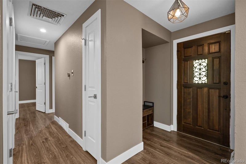 1435 S Zephyr St, Denver, CO 80232
