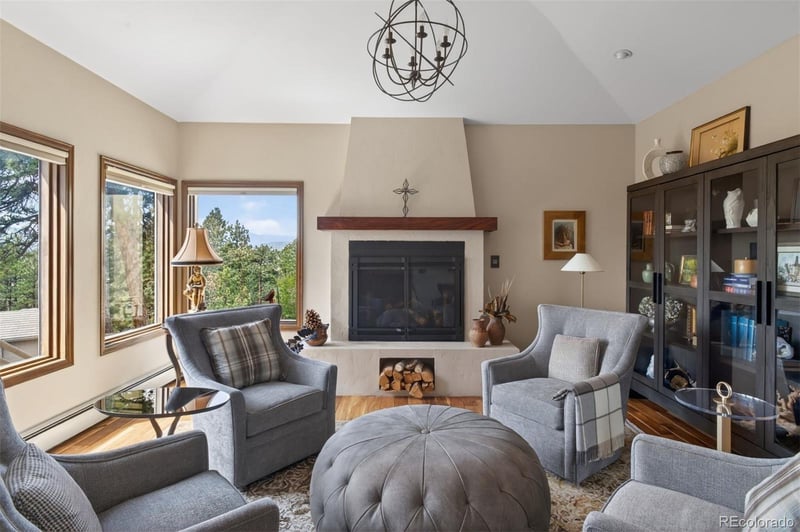 1674 Tamarac Dr, Golden, CO 80401