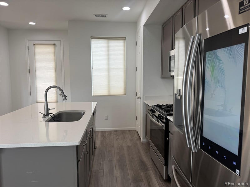 587 Richfield St, Aurora, CO 80017