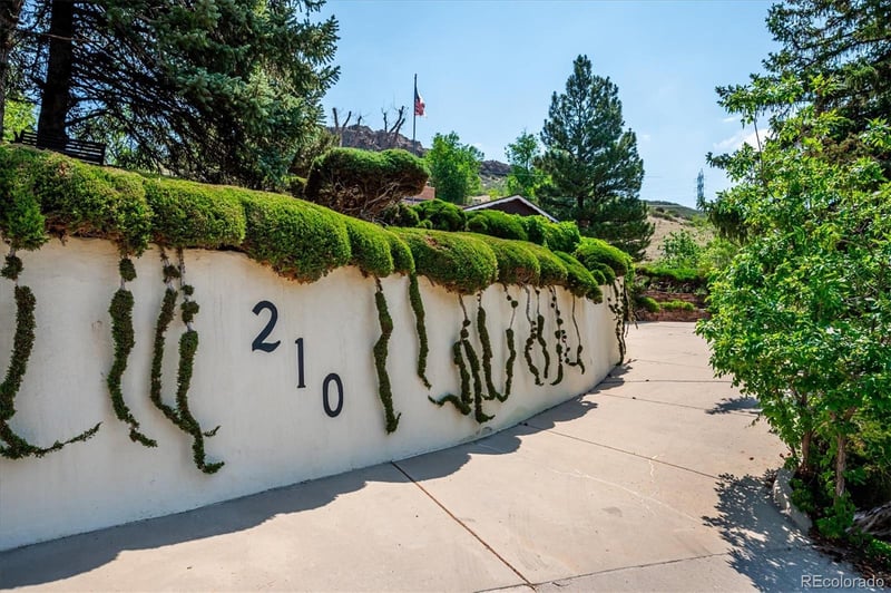 210 Lookout View Ct, Golden, CO 80401