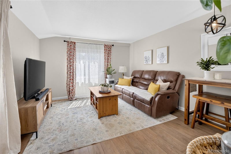 1057 5th St, Loveland, CO 80537