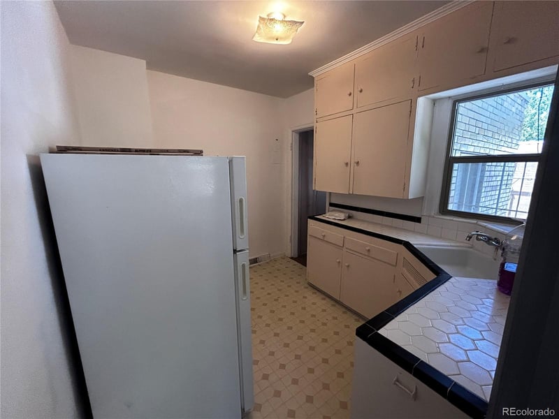 2111 Emerson St, Denver, CO 80210