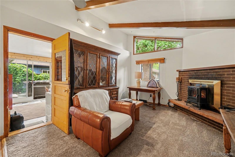 1337 Sharpe Pl, Longmont, CO 80501