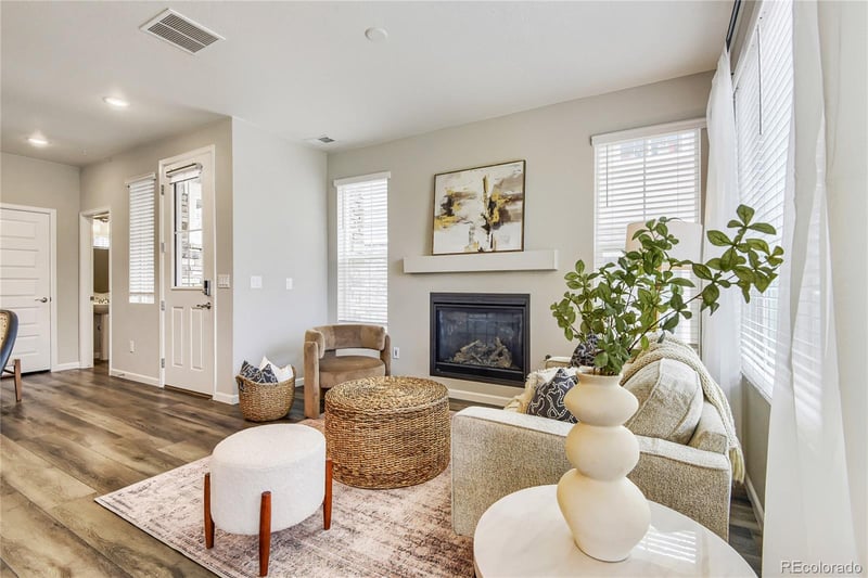 23588 Ida Dr #B, Aurora, CO 80016