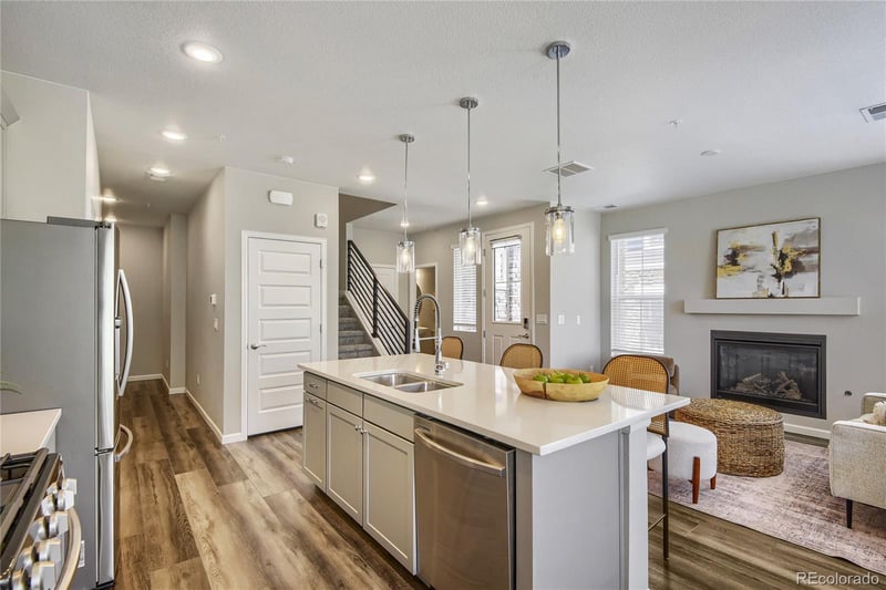 23588 Ida Dr #B, Aurora, CO 80016