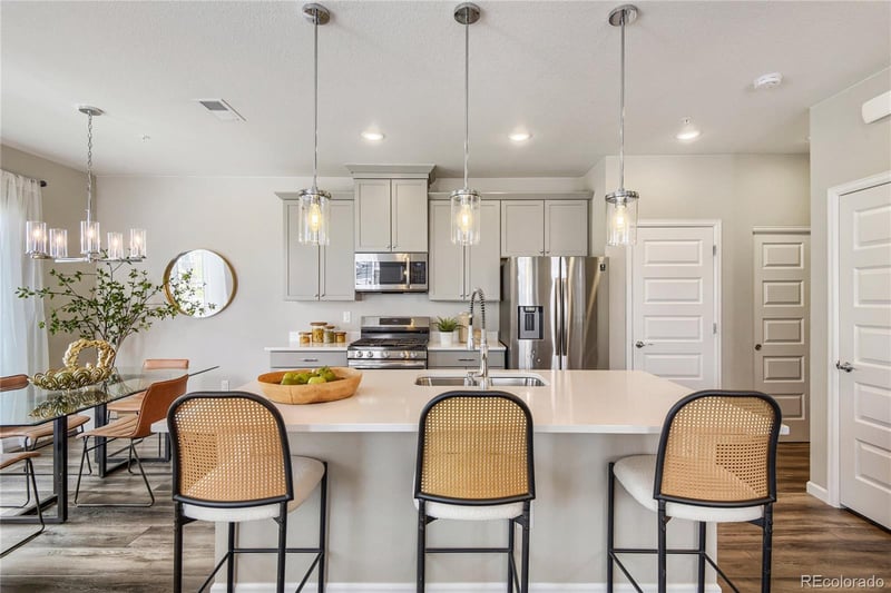 23588 Ida Dr #B, Aurora, CO 80016