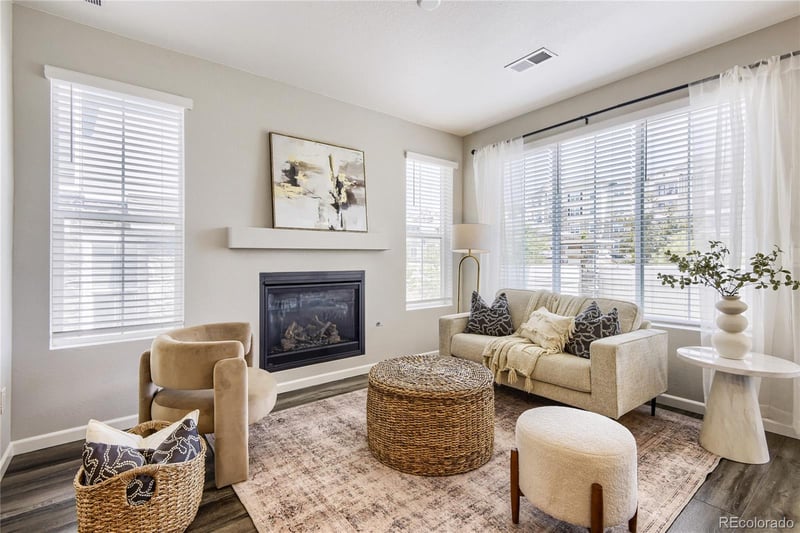 23588 Ida Dr #B, Aurora, CO 80016