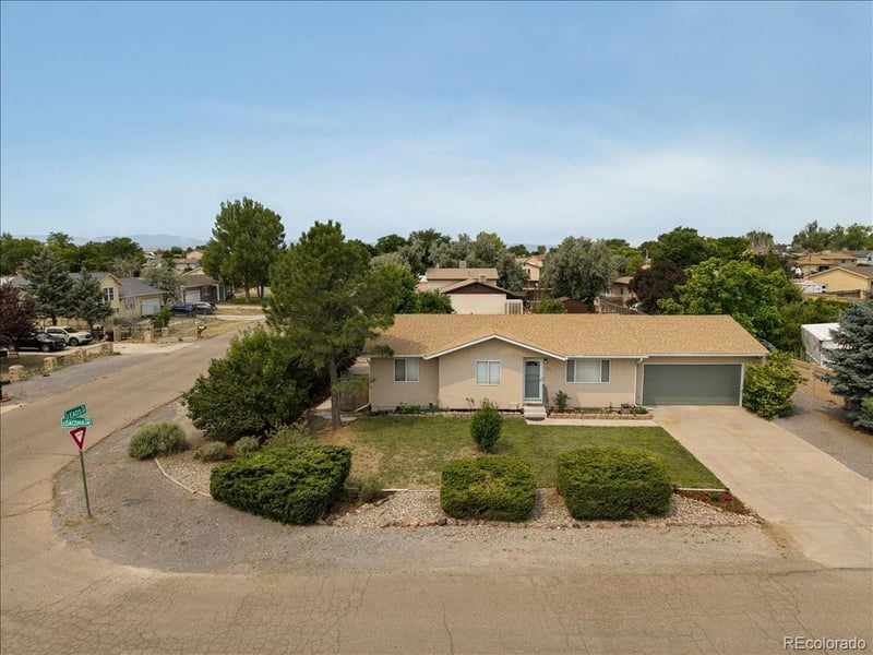 267 Dacona Dr, Pueblo, CO 81007