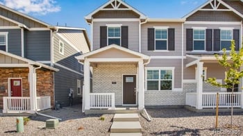 926 Red Star Ln, Johnstown, CO 80534