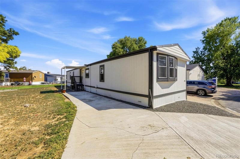 860 132nd Ave Lot 335, Denver, CO 80234