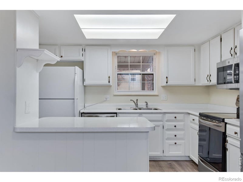 2630 Vaughn Way #C, Aurora, CO 80014