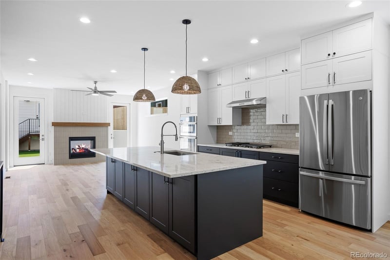 2160 Grant St, Denver, CO 80210