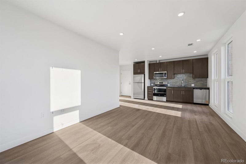 639 29th St #200, Denver, CO 80205