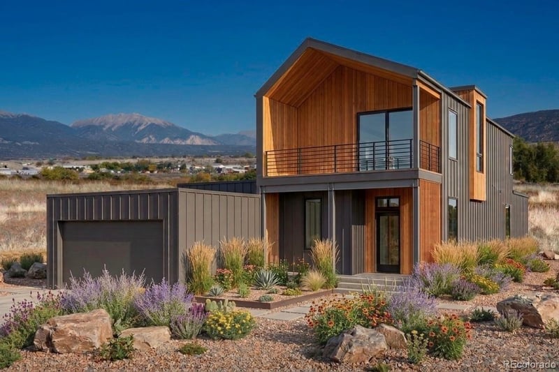 916 Crestone Ave, Salida, CO 81201