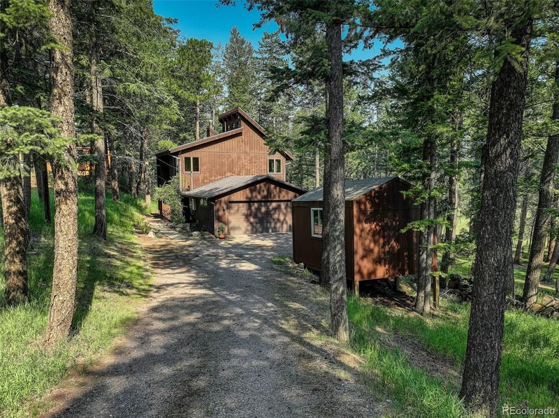 26161 Clear View Dr, Golden, CO 80401