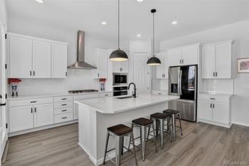 5234 Queen Ct, Arvada, CO 80002