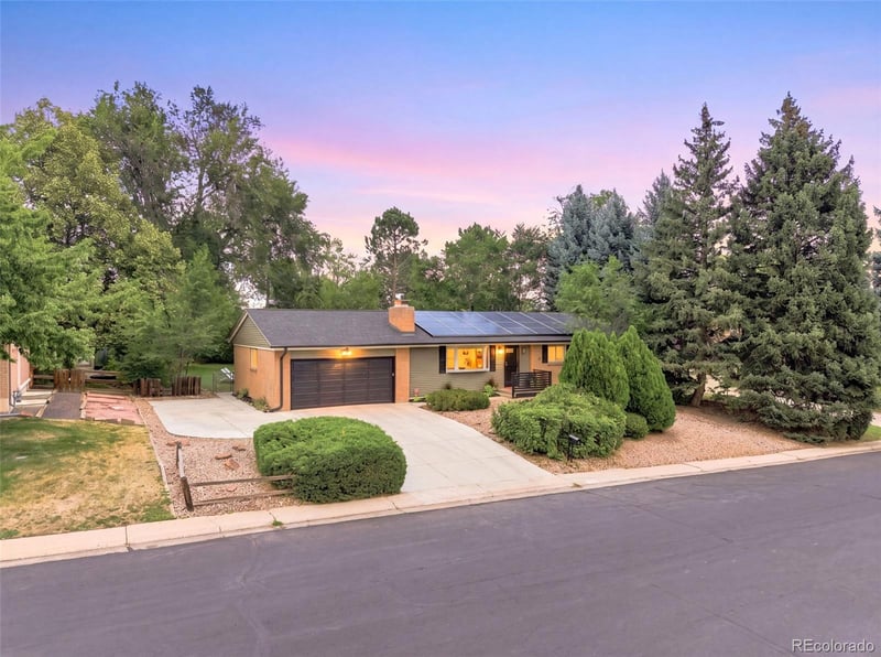 11835 Swadley Dr, Lakewood, CO 80215