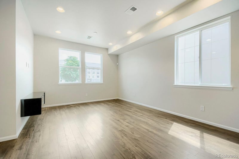 19007 64th Ave, Denver, CO 80249