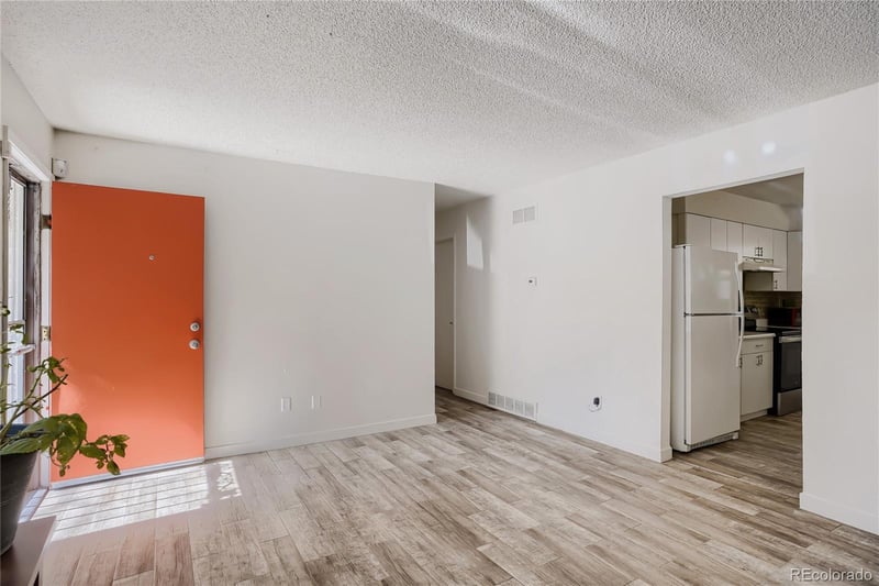 1236 Olathe St, Aurora, CO 80011