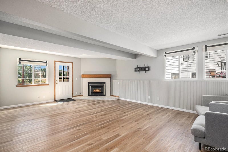 3657 Flanders St, Aurora, CO 80013