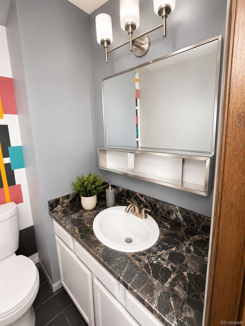 11778 Canal Dr, Aurora, CO 80011