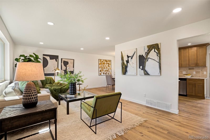 9299 Weaver Dr, Littleton, CO 80123
