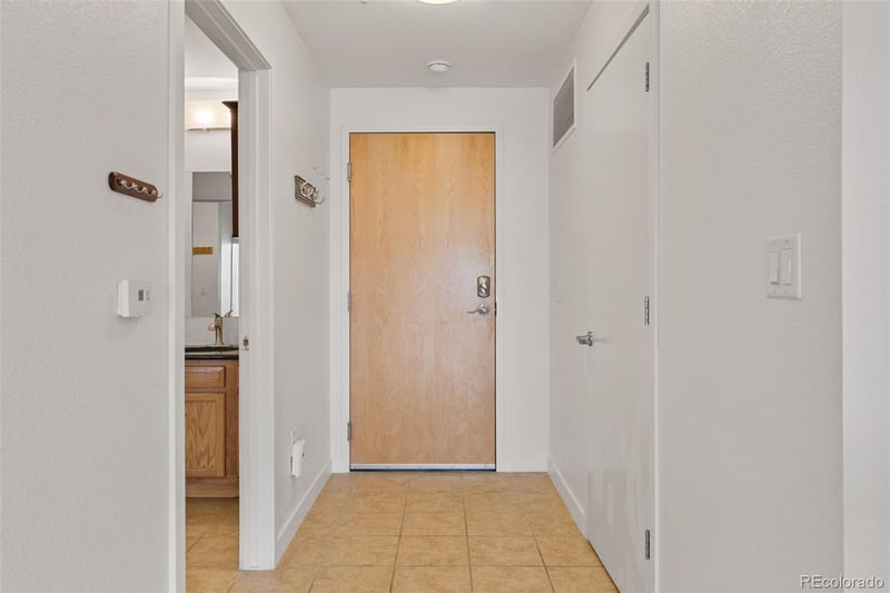 1555 Central St #306, Denver, CO 80211