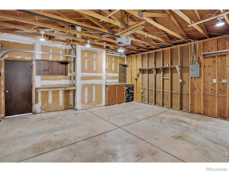 321 Diamond Dr, Fort Collins, CO 80525