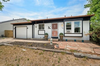 1927 Cathay Ct, Aurora, CO 80011