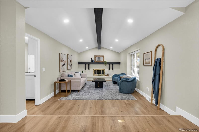 18202 Kent Pl, Aurora, CO 80013