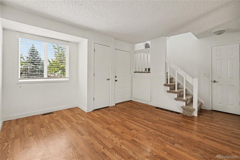 4922 Rifle Ct, Aurora, CO 80015