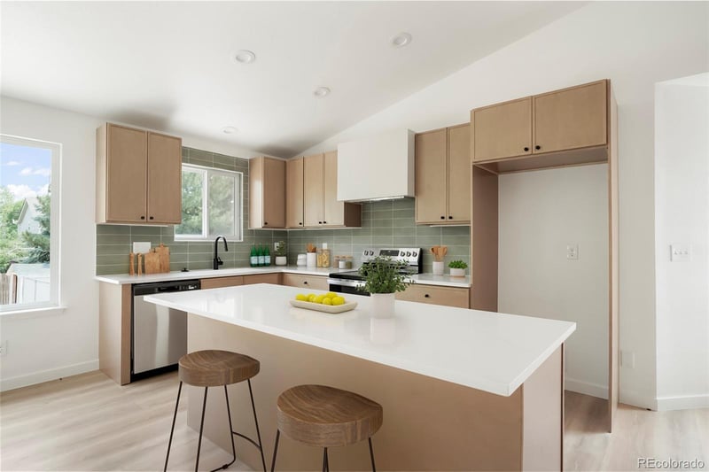 11730 Ivy St, Thornton, CO 80233