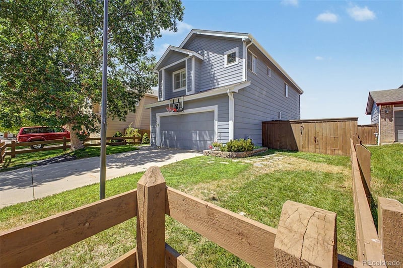 10484 Hollyhock Ct, Littleton, CO 80129