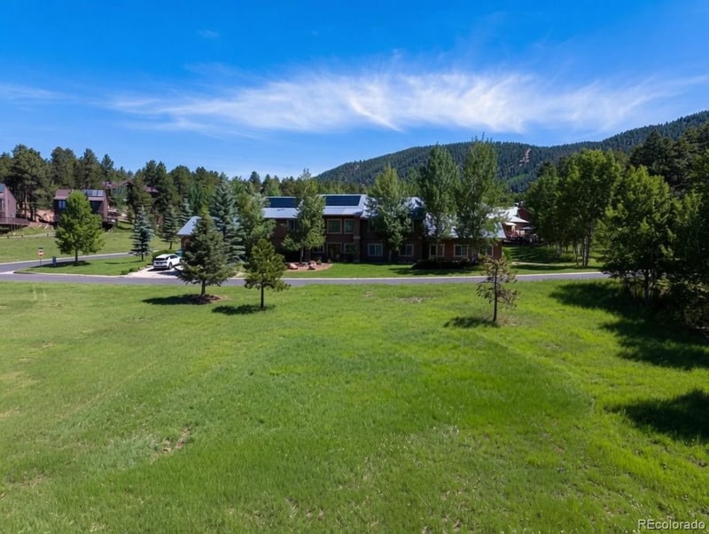 921 Heather Ct, Woodland Park, CO 80863