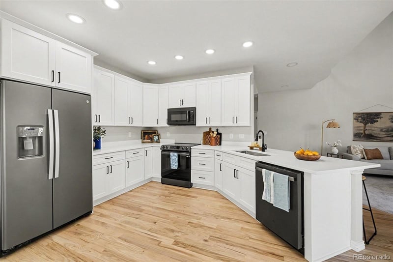 59 Burgundy Dr, Highlands Ranch, CO 80126