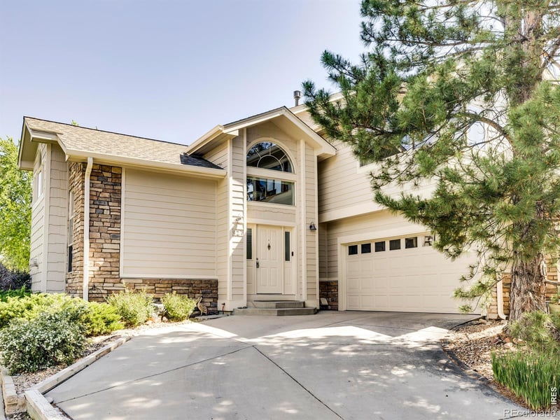 927 Hover Ridge Cir, Longmont, CO 80501