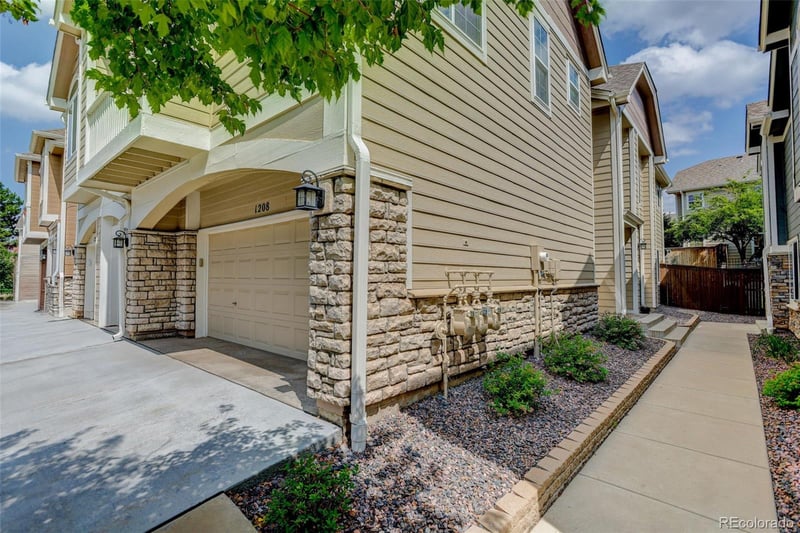 1208 Carlyle Park Cir, Highlands Ranch, CO 80129