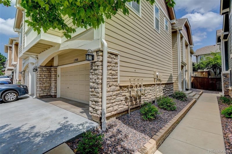 1208 Carlyle Park Cir, Highlands Ranch, CO 80129