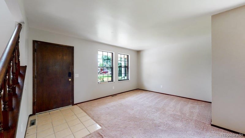 5745 2nd Ave, Lakewood, CO 80226