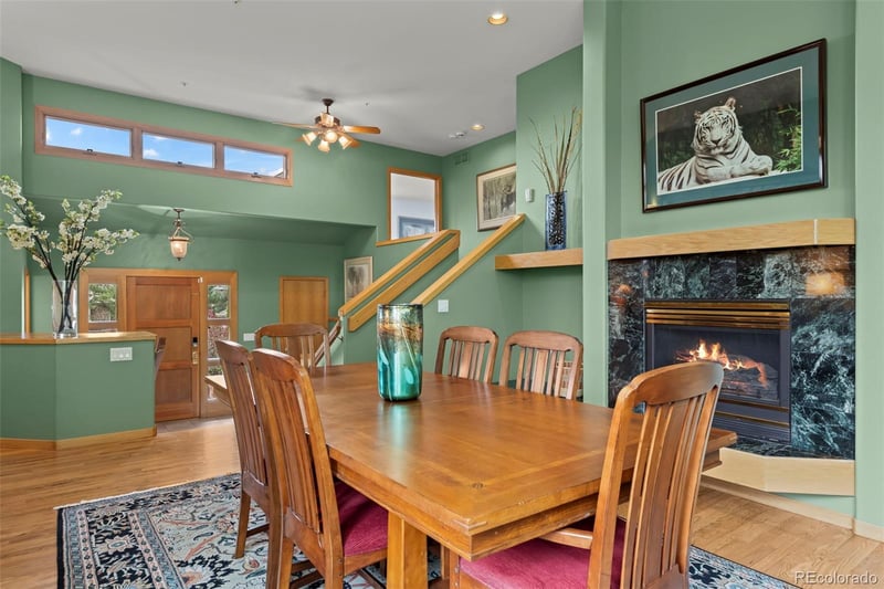 7542 Crestview Dr, Niwot, CO 80504