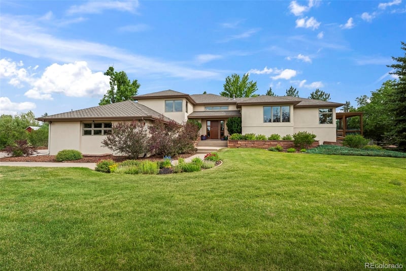 7542 Crestview Dr, Niwot, CO 80504